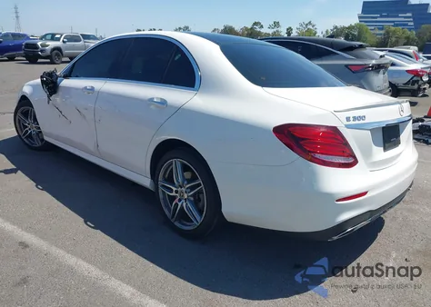 2019 Mercedes-Benz E 300 from USA, damaged, VIN WDDZF4JB3KA527577